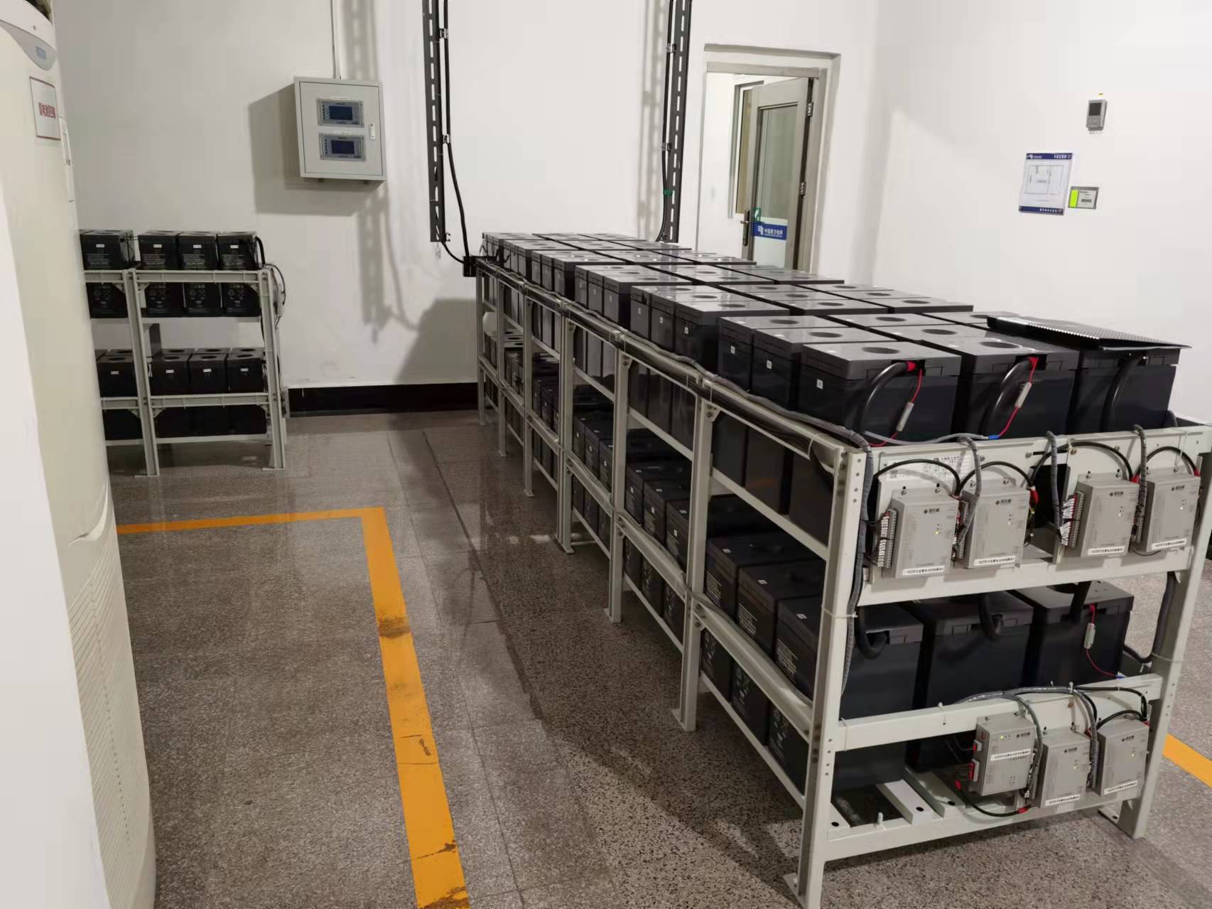 YY易游体育ups电源如何根据主机功率和待机时间计算电池容量?